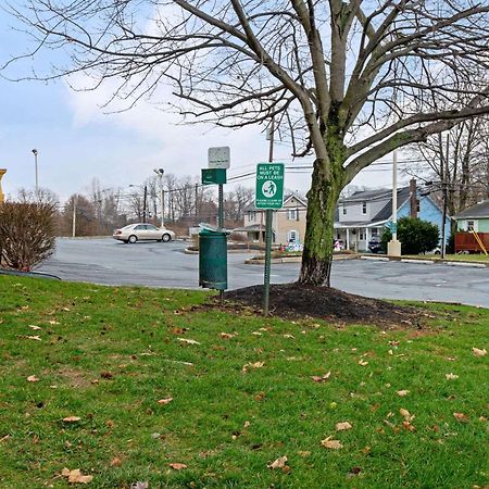 La Quinta By Wyndham Harrisburg Airport Hershey מראה חיצוני תמונה