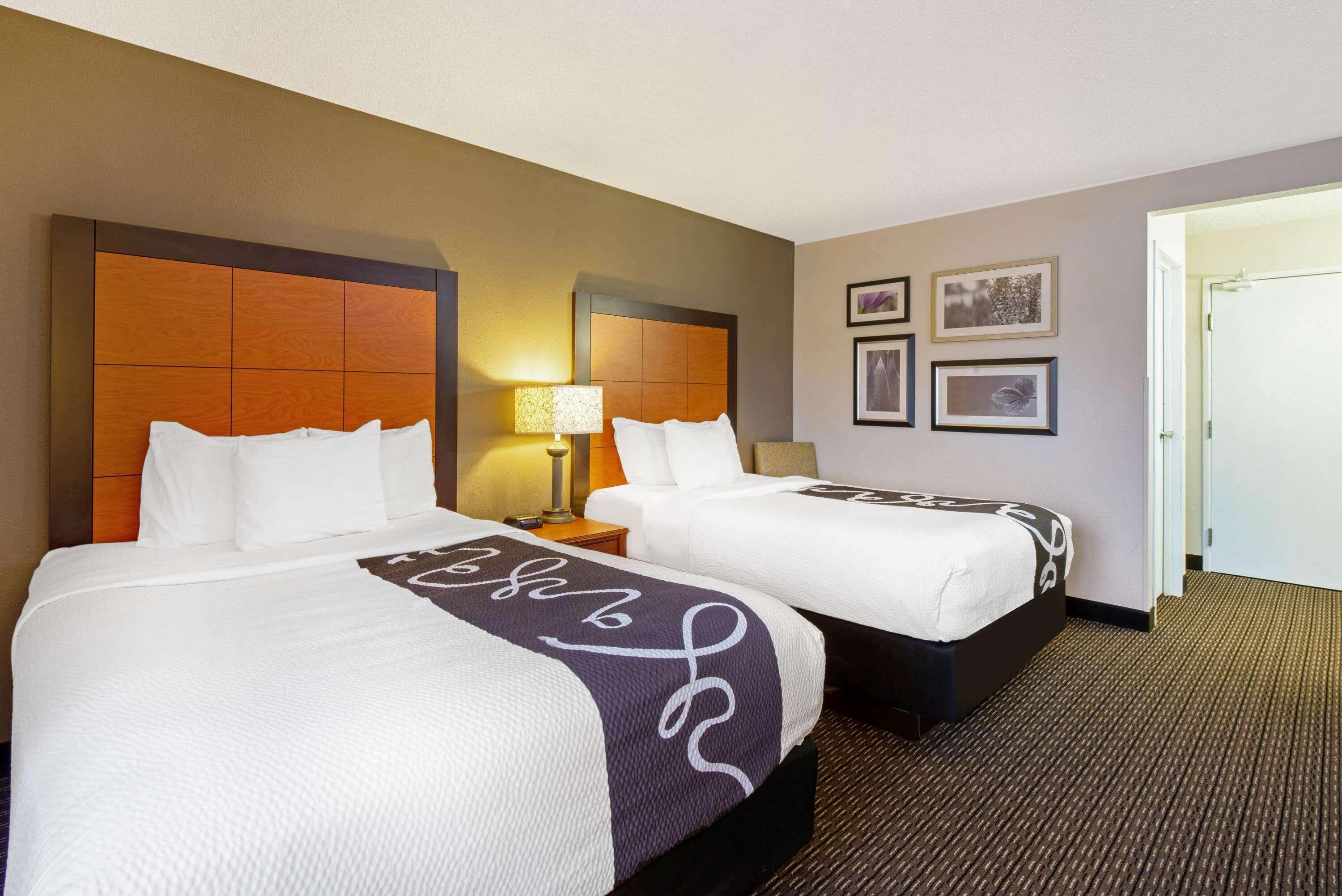 La Quinta By Wyndham Harrisburg Airport Hershey מראה חיצוני תמונה